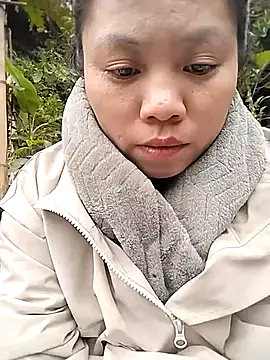 Snapshot of venu00 chatting on 11-20-25, 02:01 venu00 online show from 11-20-25, 02:01