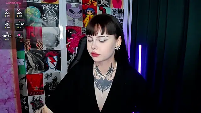 Snapshot of Morana_Batt chatting on 09-19-25, 08:38 Morana Batt online show from 09-19-25, 08:38