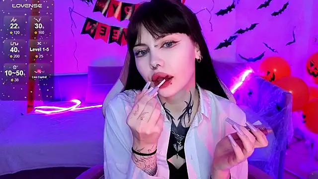 Snapshot of Morana_Batt chatting on 11-01-25, 02:02 Morana Batt online show from 11-01-25, 02:02