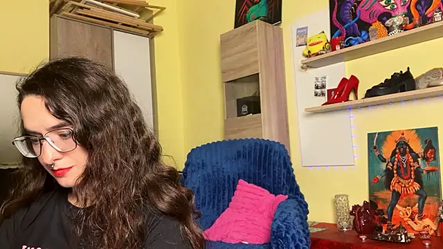 Snapshot of dreamin_blaze chatting on 10-14-25, 02:51 dreamin blaze online show from 10-14-25, 02:51