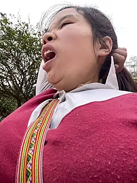 Ngoc-bbi online show from 12-22-25, 05:59