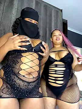 Ebony Warlock  online show from 12-19-25, 09:16