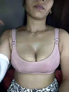 Snapshot of Savita2310 chatting on 10-17-25, 05:37 Savita2310 online show from 10-17-25, 05:37