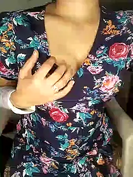 Snapshot of Savita2310 chatting on 11-19-25, 06:52 Savita2310 online show from 11-19-25, 06:52