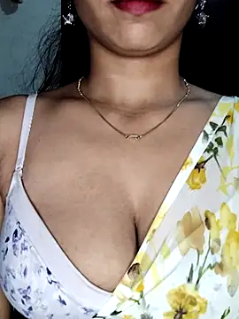 Snapshot of Savita2310 chatting on 11-27-25, 06:10 Savita2310 online show from 11-27-25, 06:10