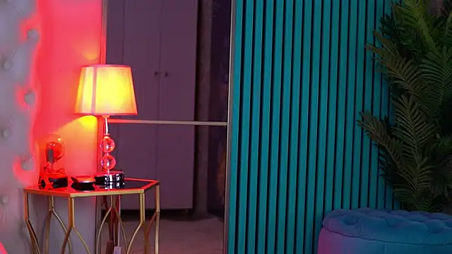 ArabellaPosh online show from 12-14-25, 05:57