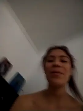 dulcelatin21 online show from 11-30-25, 05:17