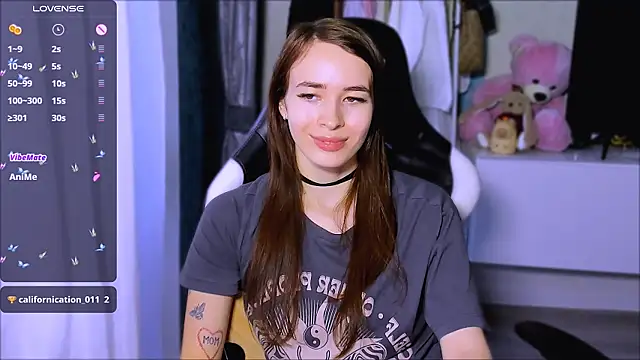 ZoyaMill online show from 10-07-25, 06:21