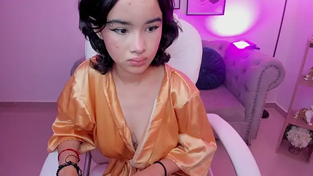 pekylove  online show from 10-10-25, 09:52