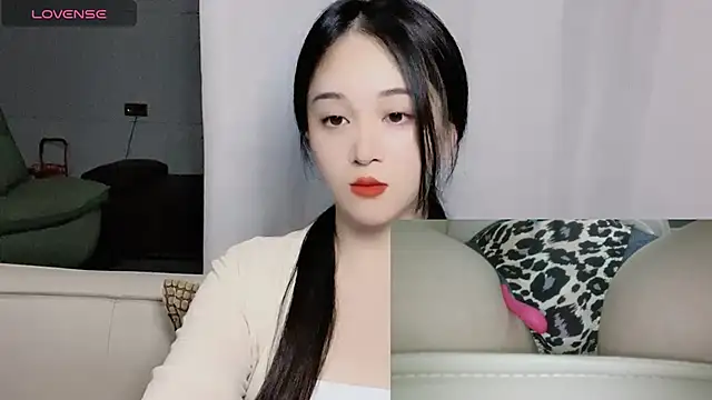 woaiqinqin online show from 09-27-25, 03:39