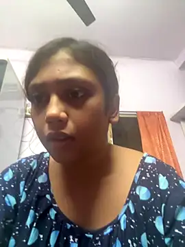 Snapshot of angelofyourworld chatting on 11-19-25, 11:43 angelofyourworld online show from 11-19-25, 11:43