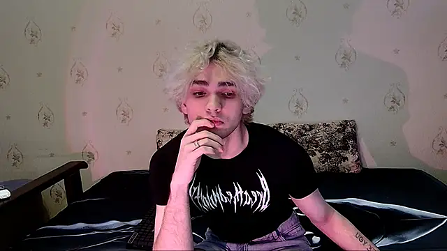 Snapshot of kazzu_daw chatting on 01-12-26, 05:45 kazzu daw online show from 01-12-26, 05:45