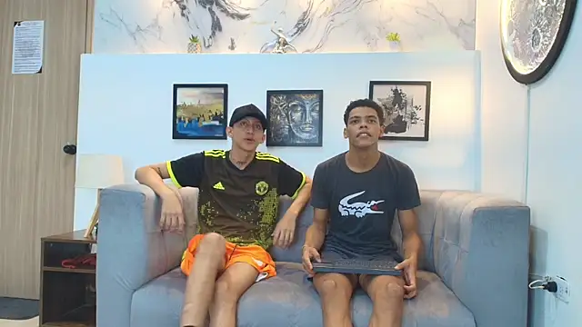 PRETTY FEM online show from 12-20-25, 02:18