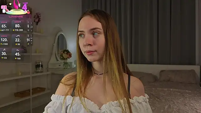 CarollSmithh online show from 10-13-25, 08:42