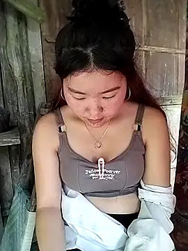 lylylove online show from 03-28-26, 09:09