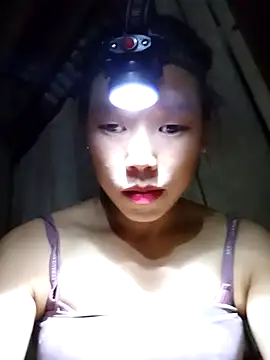 Ngocmi909 online show from 10-18-25, 12:39