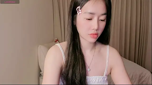 strawberry-ni online show from 10-11-25, 10:03