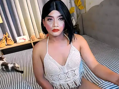 9IncHugeCockSelfSucker online show from 10-17-25, 11:02