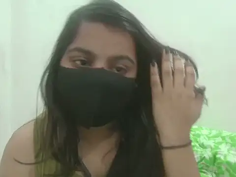 Snapshot of Vaani_Singha chatting on 02-03-26, 05:18 Vaani Singha online show from 02-03-26, 05:18