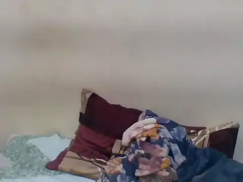 Snapshot of Vaani_Singha chatting on 03-18-26, 05:05 Vaani Singha online show from 03-18-26, 05:05