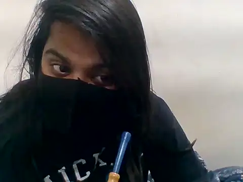 Snapshot of Vaani_Singha chatting on 03-26-26, 01:06 Vaani Singha online show from 03-26-26, 01:06