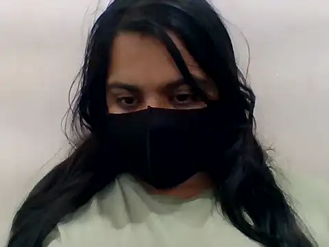 Snapshot of Vaani_Singha chatting on 04-03-26, 05:38 Vaani Singha online show from 04-03-26, 05:38