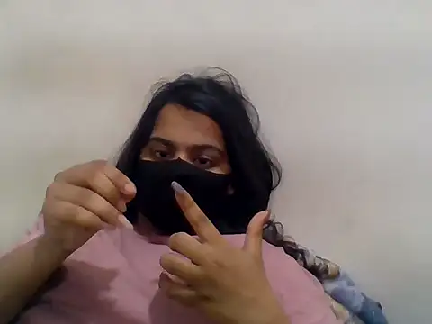 Snapshot of Vaani_Singha chatting on 04-10-26, 03:23 Vaani Singha online show from 04-10-26, 03:23