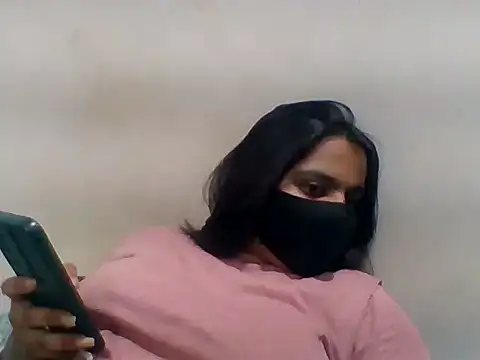 Snapshot of Vaani_Singha chatting on 04-10-26, 04:33 Vaani Singha online show from 04-10-26, 04:33