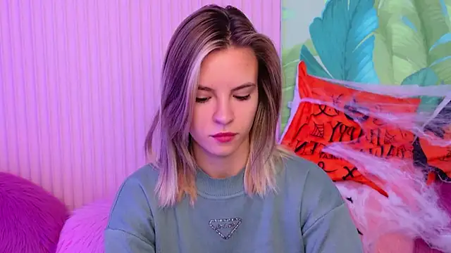 KiaraRolls online show from 10-23-25, 08:40