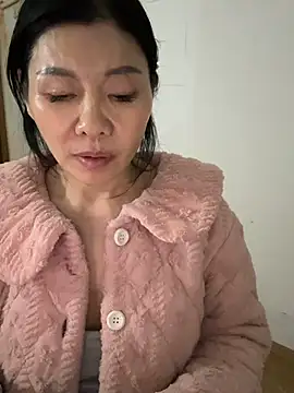 xiiuuff18 online show from 02-19-26, 12:01