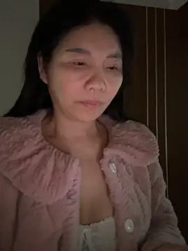 xiiuuff18 online show from 03-22-26, 12:58