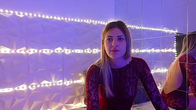 Snapshot of Aishha_ chatting on 10-23-25, 05:07 Aishha online show from 10-23-25, 05:07