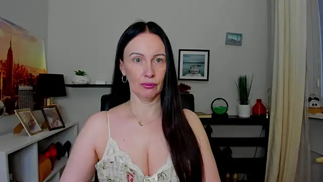 Velvet Jasmine online show from 10-22-25, 05:30