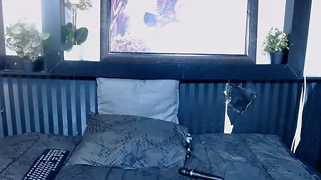 DarkQueen25x online show from 10-12-25, 07:24