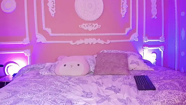 aitana johns online show from 10-14-25, 12:17