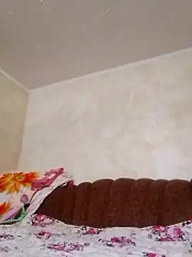 Snapshot of MilaSky5303 chatting on 01-19-26, 01:48 MilaSky5303 online show from 01-19-26, 01:48