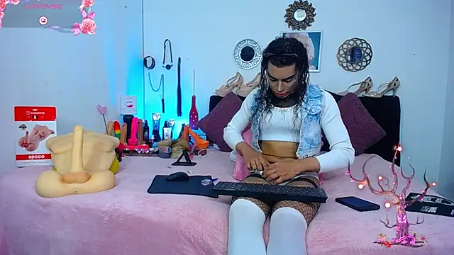 Starhott  online show from 10-17-25, 11:13