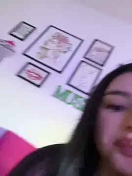 cococremoso online show from 10-06-25, 09:34