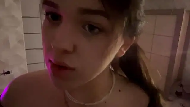 CarylWeatherholtz online show from 10-21-25, 04:08