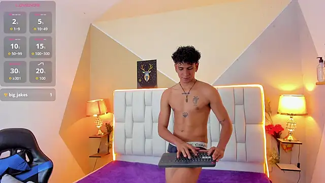 Snapshot of Adan_Oriol chatting on 10-04-25, 04:10 Adan Oriol online show from 10-04-25, 04:10