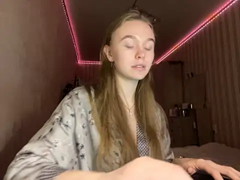 bellameow88 online show from 11-10-25, 11:53