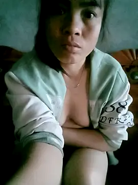 Snapshot of Maymay0033 chatting on 10-24-25, 11:56 Maymay0033 online show from 10-24-25, 11:56