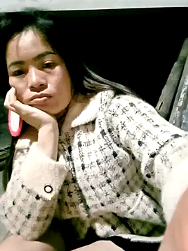 Snapshot of Maymay0033 chatting on 11-15-25, 09:00 Maymay0033 online show from 11-15-25, 09:00