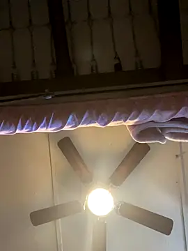 ittybittymeryssa online show from 10-15-25, 01:22