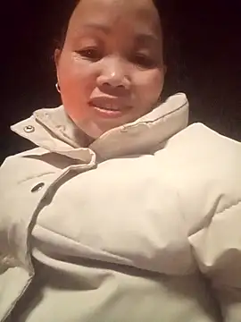  YooY  online show from 12-16-25, 01:43