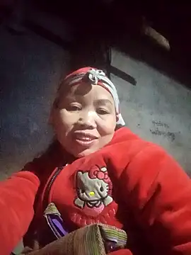  YooY  online show from 12-19-25, 03:41