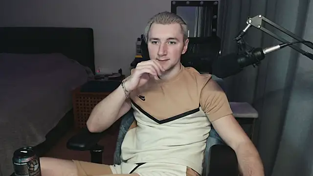 Elvin Vaenight online show from 11-21-25, 11:03