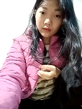 Snapshot of Ananine chatting on 11-21-25, 12:21 Ananine online show from 11-21-25, 12:21