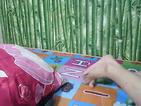 juicey pussy online show from 10-21-25, 04:30