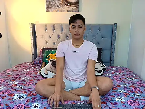 Snapshot of stewart_mateo_ chatting on 10-08-25, 01:58 stewart mateo online show from 10-08-25, 01:58